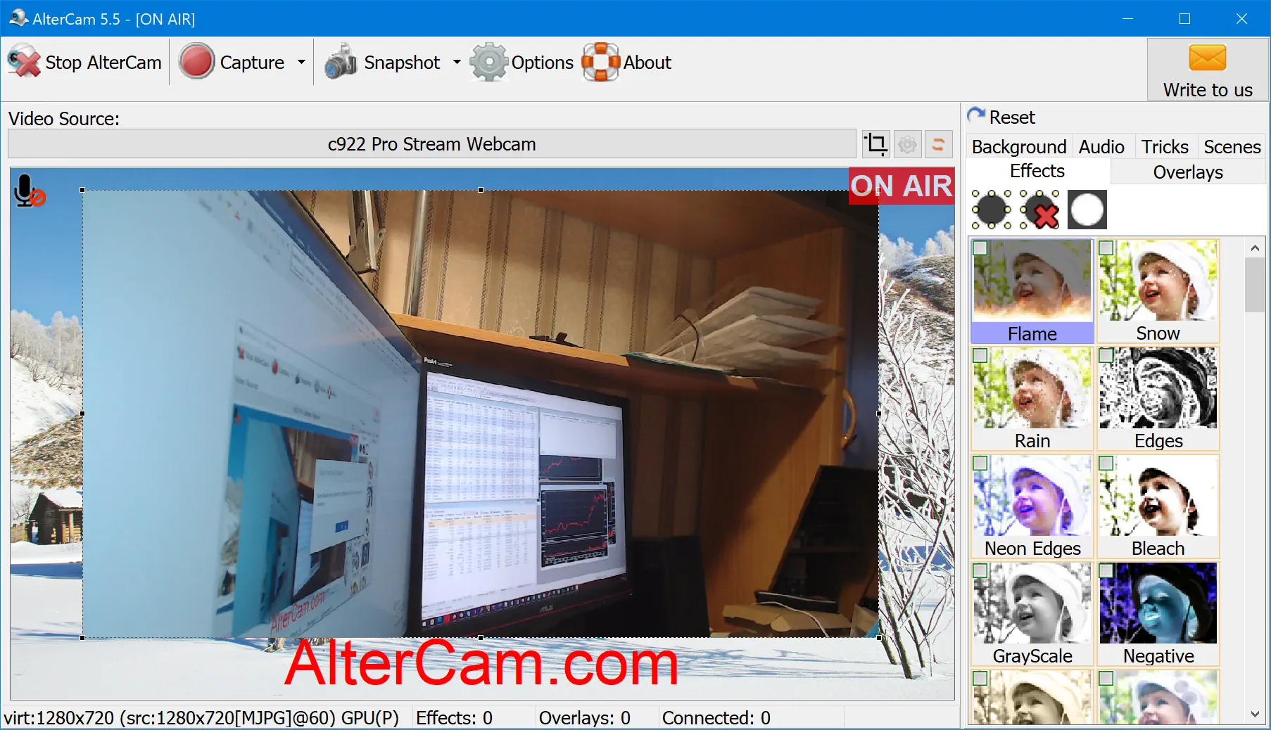 AlterCam: split virtual webcam to multi streaming software.
